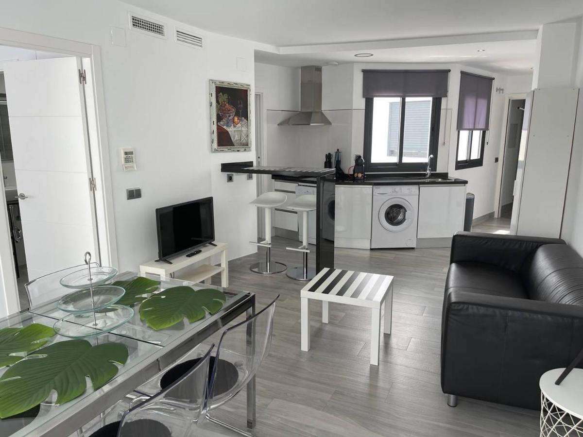 Apartamento 3 Gran8เนร์คา ภายนอก รูปภาพ