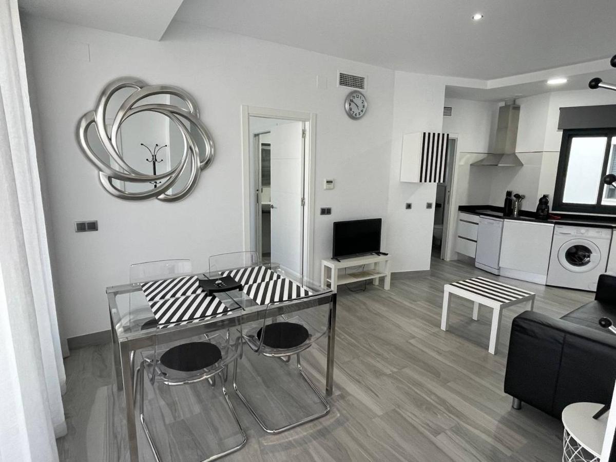 Apartamento 3 Gran8เนร์คา ภายนอก รูปภาพ