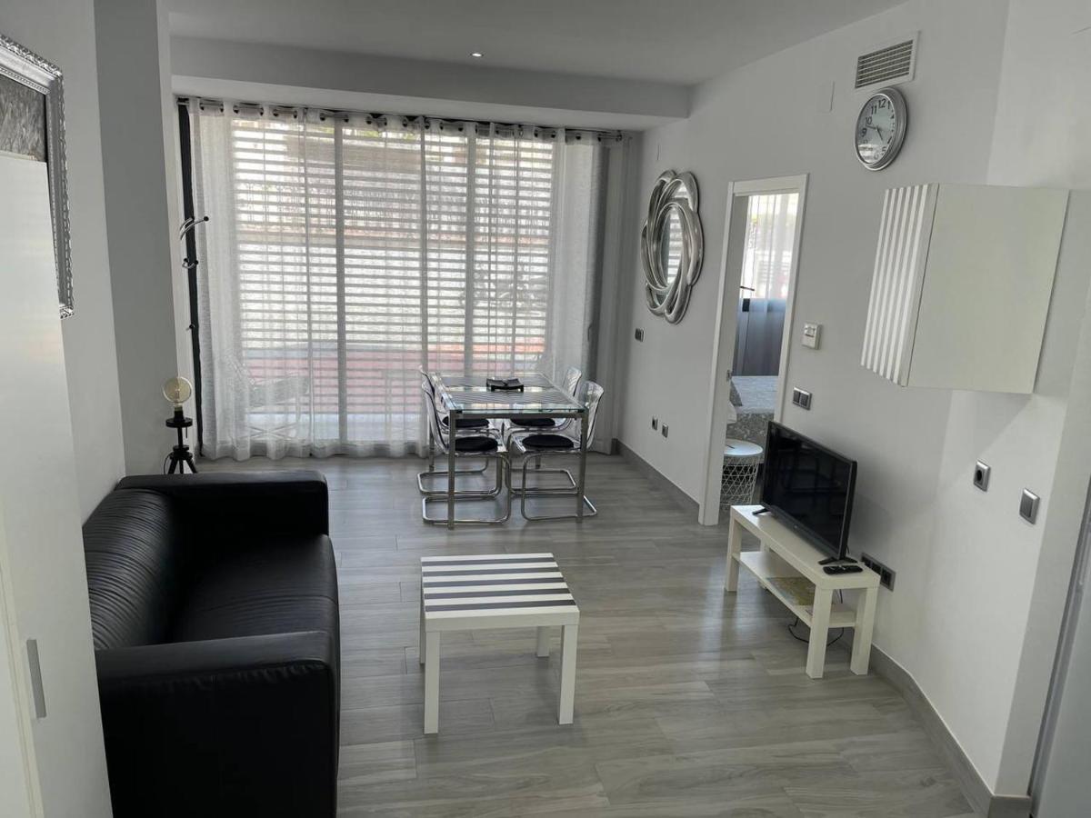 Apartamento 3 Gran8เนร์คา ภายนอก รูปภาพ