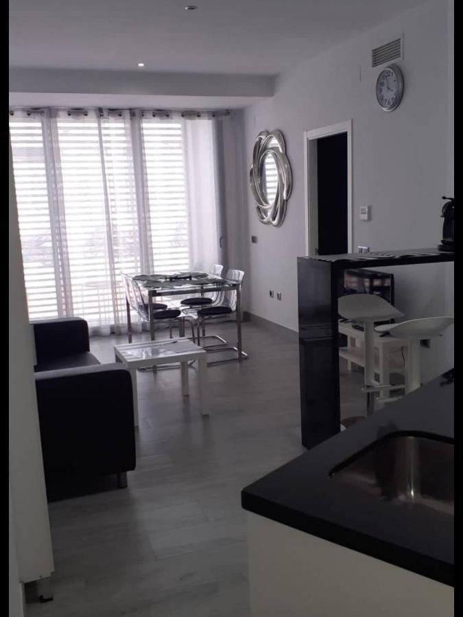 Apartamento 3 Gran8เนร์คา ภายนอก รูปภาพ