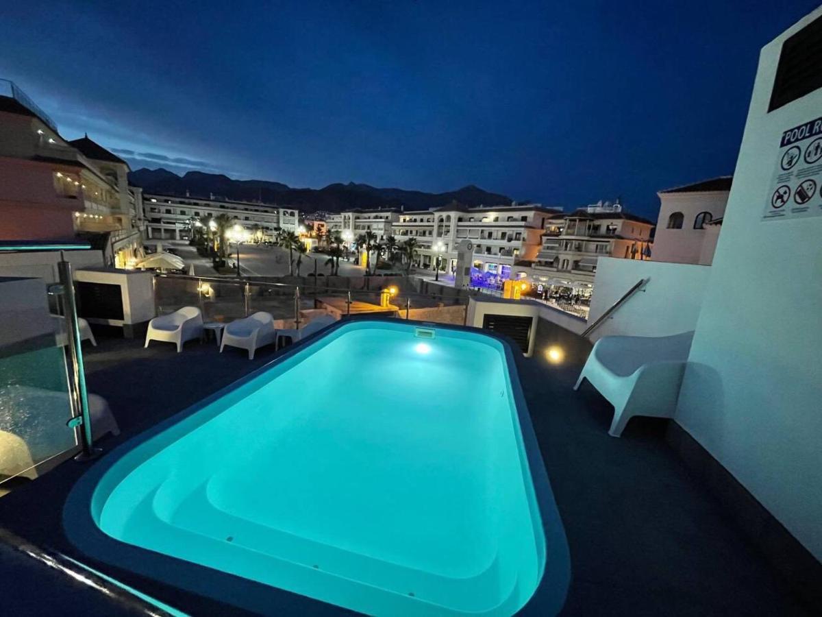 Apartamento 3 Gran8เนร์คา ภายนอก รูปภาพ