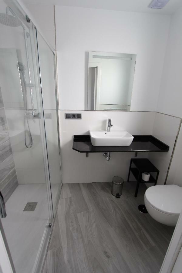 Apartamento 3 Gran8เนร์คา ภายนอก รูปภาพ